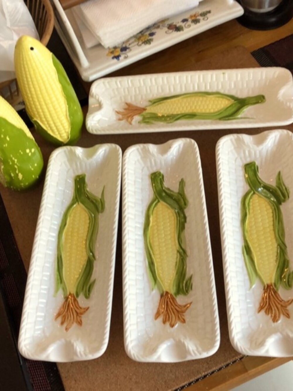 Vintage Corn on the Cob set of 4 pl Salt and Pepper Shakers